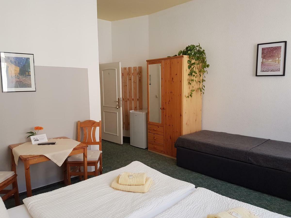 Pension Zum Birnbaum Brandenburg  Buitenkant foto