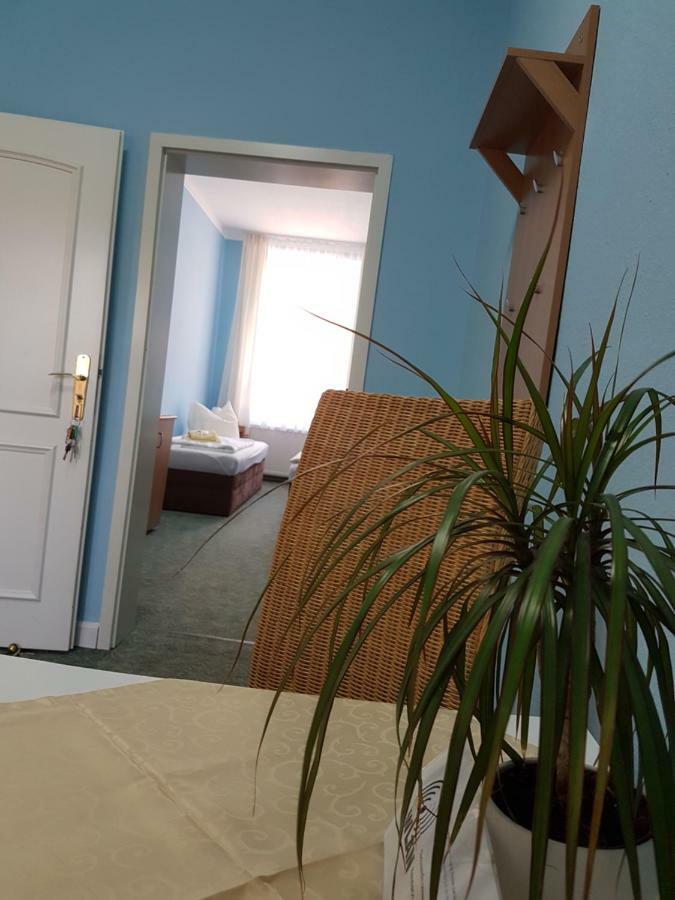 Pension Zum Birnbaum Brandenburg  Buitenkant foto
